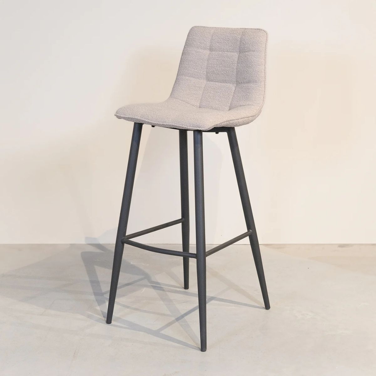 Barkruk_Jelt_1 Jelt Bouclé Natural Bar Stool - Image 1